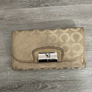 Coach Tri Fold Wallet